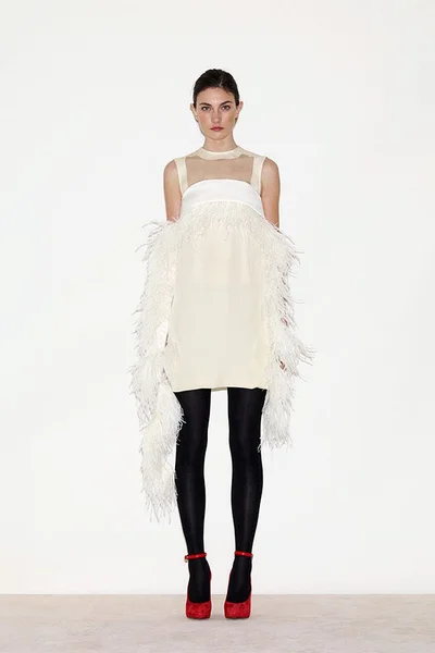 Look 15